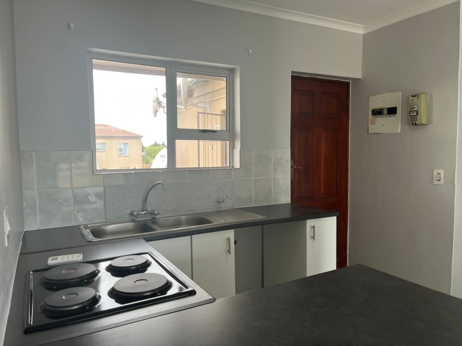 2 Bedroom Property for Sale in Parklands Western Cape